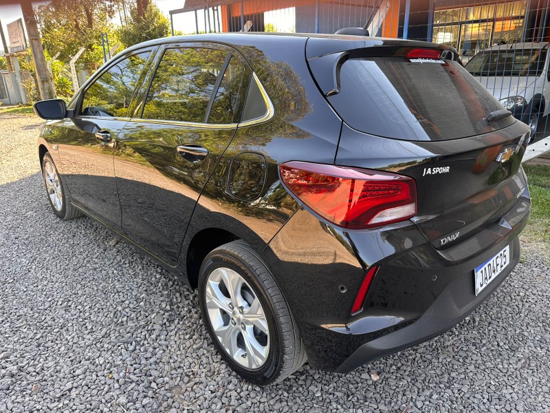 CHEVROLET ONIX 1.0 TURBO /2020 MENEGHINI VEÍCULOS ARROIO DO MEIO / Carros no Vale CHEVROLET ONIX 1.0 TURBO /2020 MENEGHINI VEÍCULOS ARROIO DO MEIO / Carros no Vale