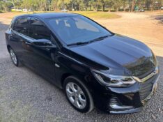 CHEVROLET ONIX 1.0 TURBO /2020 MENEGHINI VEÍCULOS ARROIO DO MEIO / Carros no Vale