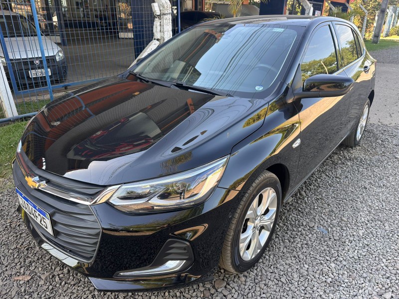 CHEVROLET ONIX 1.0 TURBO /2020 MENEGHINI VEÍCULOS ARROIO DO MEIO / Carros no Vale CHEVROLET ONIX 1.0 TURBO /2020 MENEGHINI VEÍCULOS ARROIO DO MEIO / Carros no Vale