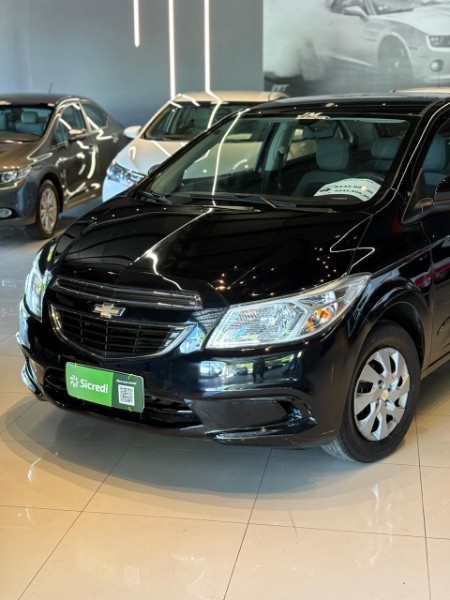 CHEVROLET ONIX 1.0 LS 2013/2013 JM AUTOMÓVEIS VENÂNCIO AIRES / Carros no Vale