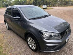 VOLKSWAGEN GOL 1.0 /2017 MENEGHINI VEÍCULOS ARROIO DO MEIO / Carros no Vale