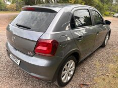 VOLKSWAGEN GOL 1.0 /2017 MENEGHINI VEÍCULOS ARROIO DO MEIO / Carros no Vale