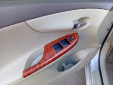 TOYOTA COROLLA SE-G 1.8 2008/2009 ALTERNATIVA VEÍCULOS LAJEADO / Carros no Vale