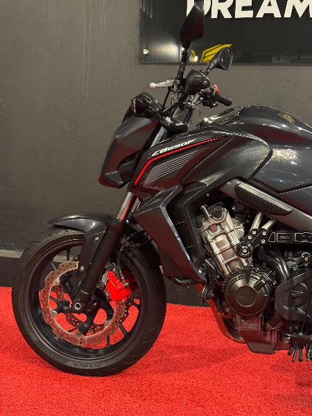 HONDA MOTOS CB 650 F /2015 EXCLUSIVO VEÍCULOS SANTA CRUZ DO SUL / Carros no Vale