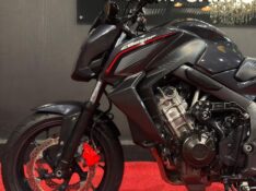 HONDA MOTOS CB 650 F /2015 EXCLUSIVO VEÍCULOS SANTA CRUZ DO SUL / Carros no Vale
