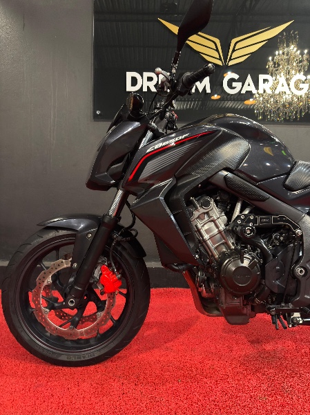 HONDA MOTOS CB 650 F /2015 EXCLUSIVO VEÍCULOS SANTA CRUZ DO SUL / Carros no Vale