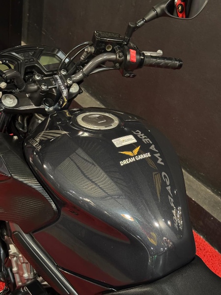 HONDA MOTOS CB 650 F /2015 EXCLUSIVO VEÍCULOS SANTA CRUZ DO SUL / Carros no Vale