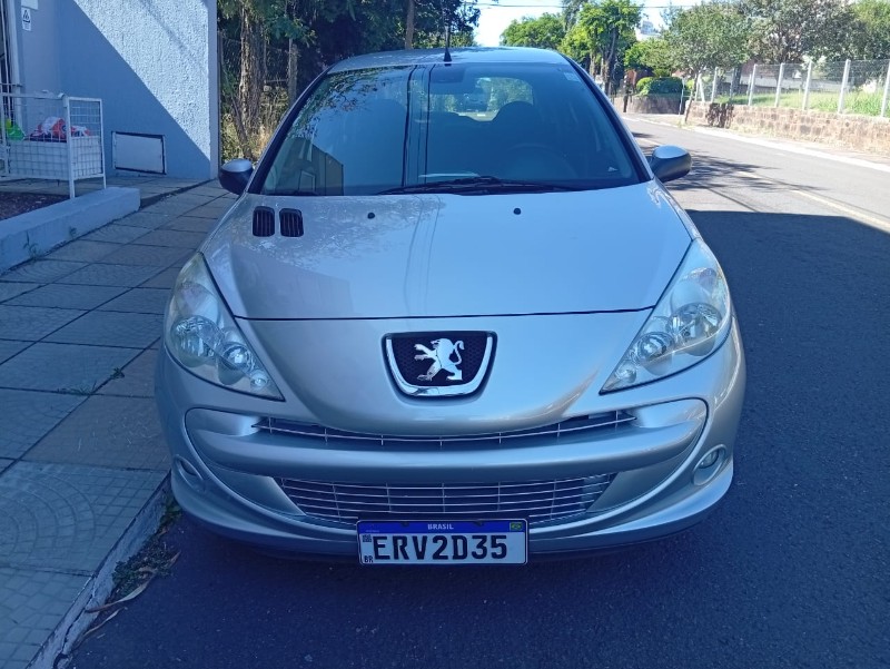 PEUGEOT 207 1.4/XR 2011/2012 ALTERNATIVA VEÍCULOS LAJEADO / Carros no Vale