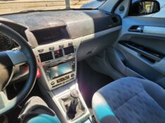 CHEVROLET VECTRA ELEGANCE 2.0 8V 2007/2007 TS VEÍCULOS ANTA GORDA / Carros no Vale