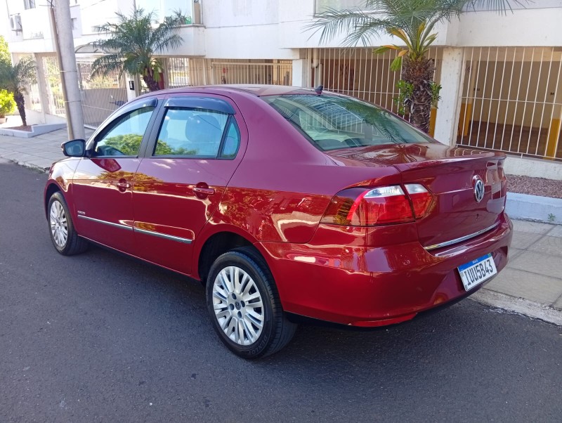 VOLKSWAGEN VOYAGE HIGHLINE 1.6 2013/2014 ALTERNATIVA VEÍCULOS LAJEADO / Carros no Vale