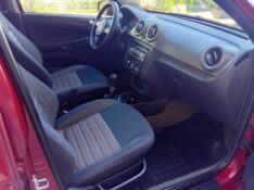 VOLKSWAGEN VOYAGE HIGHLINE 1.6 2013/2014 ALTERNATIVA VEÍCULOS LAJEADO / Carros no Vale