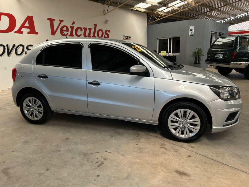 VOLKSWAGEN GOL 1.0 MPI 2022/2023 LAVENDA VEÍCULOS ARROIO DO MEIO / Carros no Vale