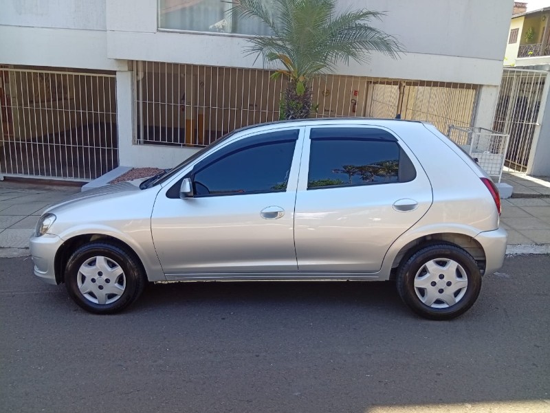 CHEVROLET CELTA 1.0 LT 2013/2013 ALTERNATIVA VEÍCULOS LAJEADO / Carros no Vale