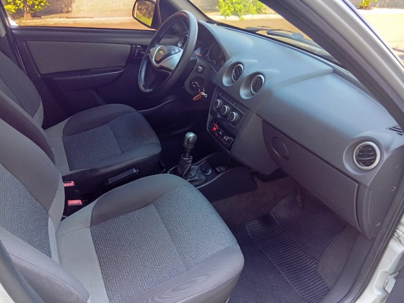 CHEVROLET CELTA 1.0 LT 2013/2013 ALTERNATIVA VEÍCULOS LAJEADO / Carros no Vale