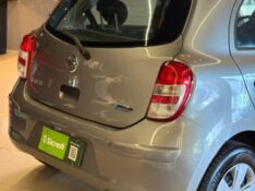 NISSAN MARCH 1.6 S 2011/2012 JM AUTOMÓVEIS VENÂNCIO AIRES / Carros no Vale