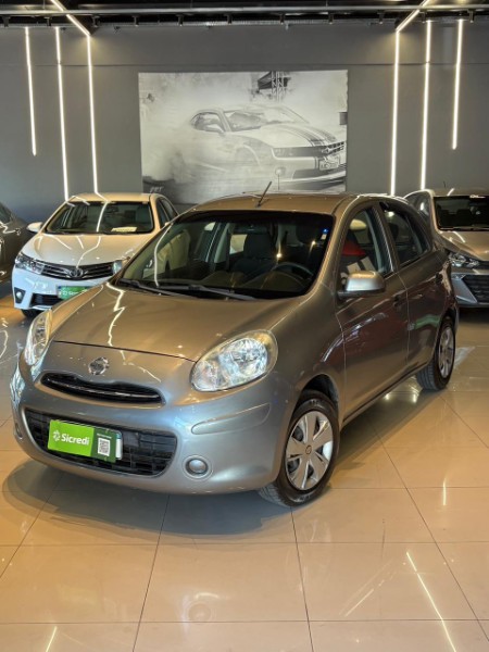 NISSAN MARCH 1.6 S 2011/2012 JM AUTOMÓVEIS VENÂNCIO AIRES / Carros no Vale