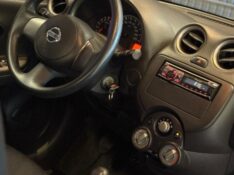 NISSAN MARCH 1.6 S 2011/2012 JM AUTOMÓVEIS VENÂNCIO AIRES / Carros no Vale