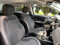 CHEVROLET PRISMA LT 1.0 2013/2014 ESTAÇÃO DO CARRO ESTRELA / Carros no Vale