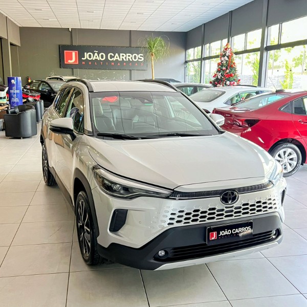 TOYOTA COROLLA CROSS XRE 2025/2025 JOÃO CARROS MULTIMARCAS GUAPORÉ / Carros no Vale