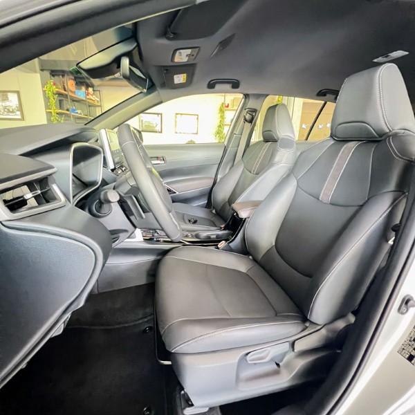 TOYOTA COROLLA CROSS XRE 2025/2025 JOÃO CARROS MULTIMARCAS GUAPORÉ / Carros no Vale