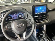 TOYOTA COROLLA CROSS XRE 2025/2025 JOÃO CARROS MULTIMARCAS GUAPORÉ / Carros no Vale