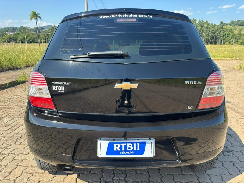 CHEVROLET AGILE LT 1.4 /2011 RT 811 VEÍCULOS ARROIO DO MEIO / Carros no Vale CHEVROLET AGILE LT 1.4 /2011 RT 811 VEÍCULOS ARROIO DO MEIO / Carros no Vale
