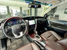 TOYOTA HILUX SW4 2.8 SRX 4X4 16V 2020/2020 JOÃO CARROS MULTIMARCAS GUAPORÉ / Carros no Vale