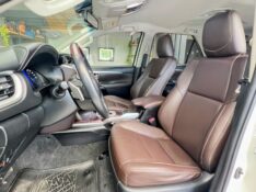 TOYOTA HILUX SW4 2.8 SRX 4X4 16V 2020/2020 JOÃO CARROS MULTIMARCAS GUAPORÉ / Carros no Vale