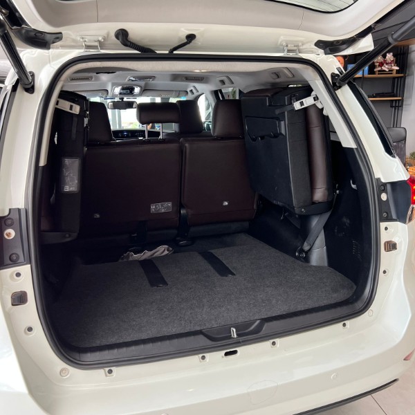 TOYOTA HILUX SW4 2.8 SRX 4X4 16V 2020/2020 JOÃO CARROS MULTIMARCAS GUAPORÉ / Carros no Vale