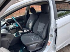 FORD FIESTA 1.5 16V FLEX MEC. 5P 2014/2014 LS MULTIMARCAS VENÂNCIO AIRES / Carros no Vale