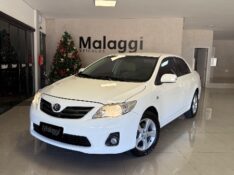 TOYOTA COROLLA 2.0 XEI 16V FLEX 4P AUTOMÁTICO 2013/2014 MALAGGI VEÍCULOS ENCANTADO / Carros no Vale