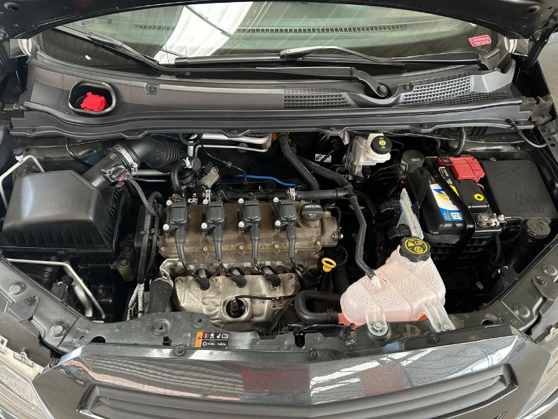 CHEVROLET ONIX 1.0 JOY 2018/2019 LAVENDA VEÍCULOS ARROIO DO MEIO / Carros no Vale