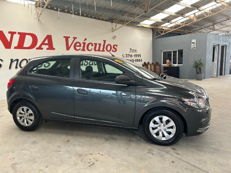 CHEVROLET ONIX 1.0 JOY 2018/2019 LAVENDA VEÍCULOS ARROIO DO MEIO / Carros no Vale