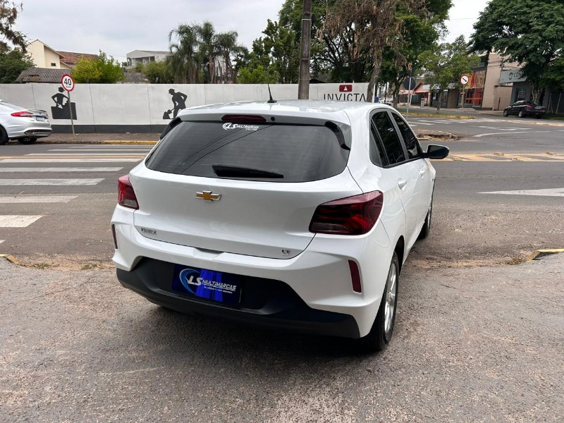 CHEVROLET ONIX HATCH 1.0 12V MEC. 2023/2023 LS MULTIMARCAS VENÂNCIO AIRES / Carros no Vale