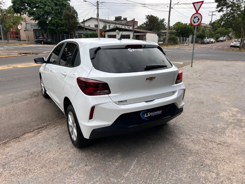 CHEVROLET ONIX HATCH 1.0 12V MEC. 2023/2023 LS MULTIMARCAS VENÂNCIO AIRES / Carros no Vale