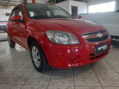 CHEVROLET CELTA 1.0 LT /2014 RENAUTO VEÍCULOS LAJEADO / Carros no Vale