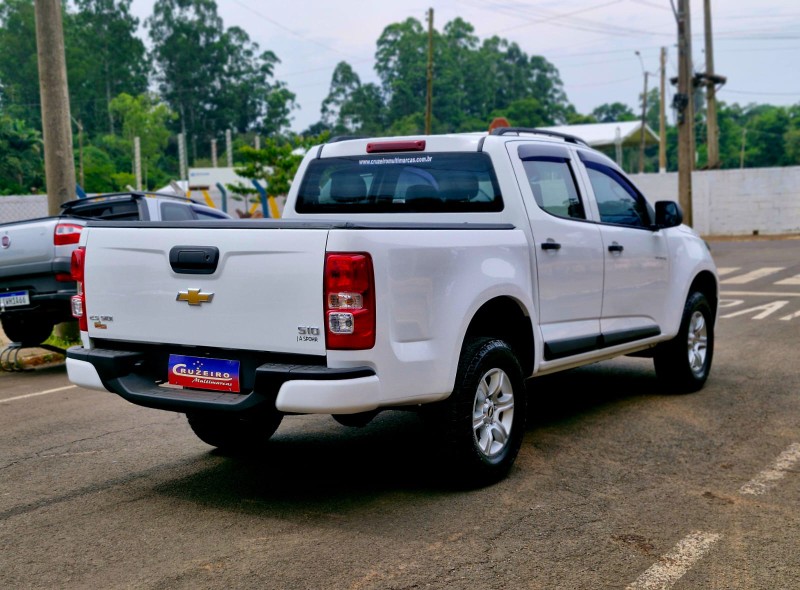 CHEVROLET S10 2.5 ADVANTAGE 4X2 CD 16V FLEX 4P MANUAL 2017/2017 CRUZEIRO MULTIMARCAS CRUZEIRO DO SUL / Carros no Vale
