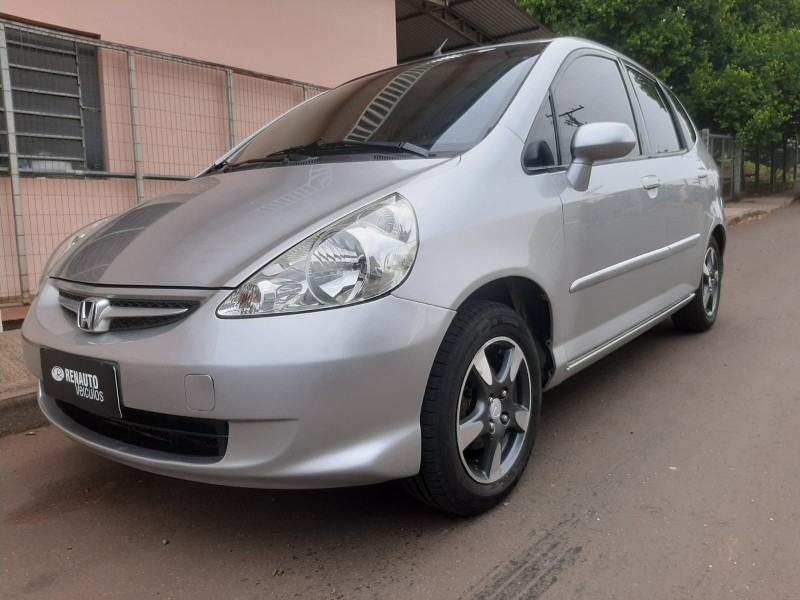 HONDA FIT 1.4 LXL /2007 RENAUTO VEÍCULOS LAJEADO / Carros no Vale HONDA FIT 1.4 LXL /2007 RENAUTO VEÍCULOS LAJEADO / Carros no Vale