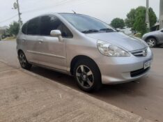 HONDA FIT 1.4 LXL /2007 RENAUTO VEÍCULOS LAJEADO / Carros no Vale