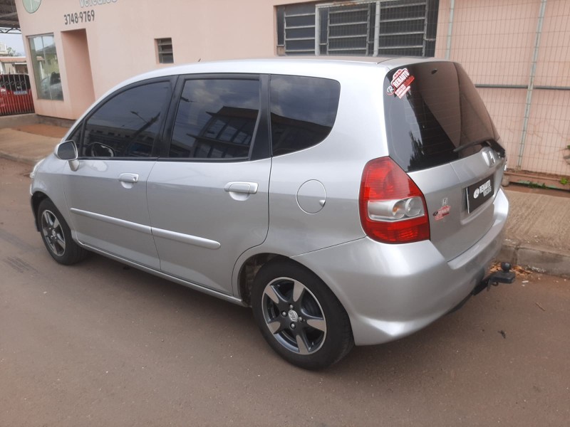 HONDA FIT 1.4 LXL /2007 RENAUTO VEÍCULOS LAJEADO / Carros no Vale HONDA FIT 1.4 LXL /2007 RENAUTO VEÍCULOS LAJEADO / Carros no Vale