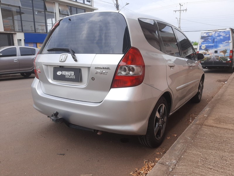 HONDA FIT 1.4 LXL /2007 RENAUTO VEÍCULOS LAJEADO / Carros no Vale HONDA FIT 1.4 LXL /2007 RENAUTO VEÍCULOS LAJEADO / Carros no Vale