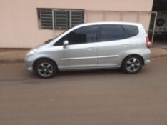 HONDA FIT 1.4 LXL /2007 RENAUTO VEÍCULOS LAJEADO / Carros no Vale