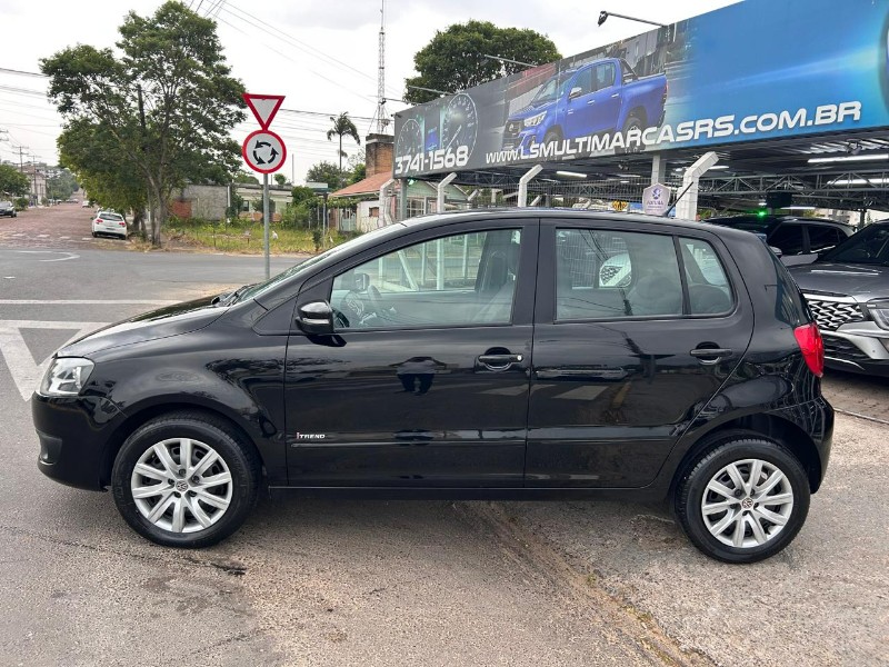 VOLKSWAGEN FOX 1.0 MI TOTAL FLEX 8V 5P 2013/2013 LS MULTIMARCAS VENÂNCIO AIRES / Carros no Vale