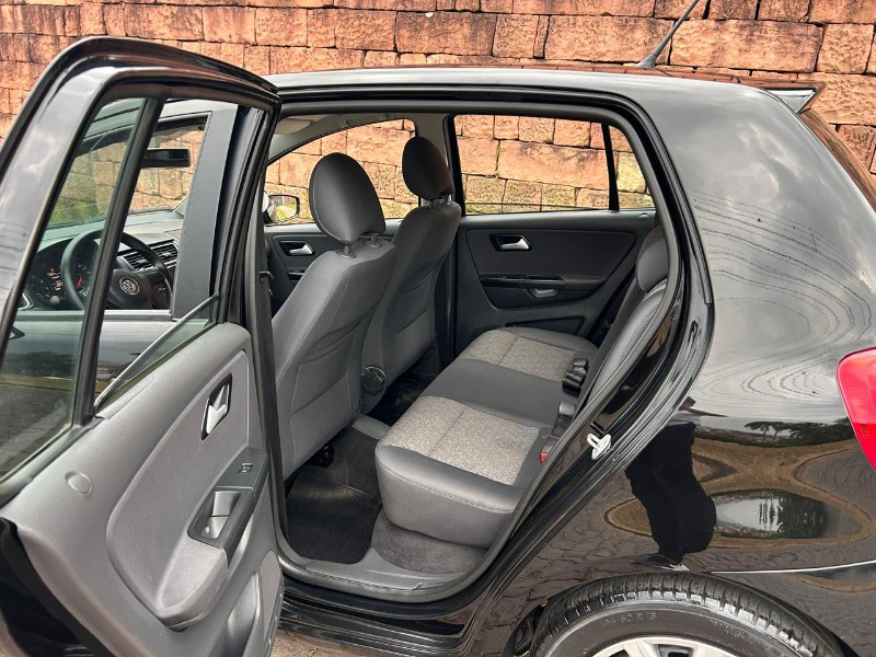 VOLKSWAGEN FOX 1.0 MI TOTAL FLEX 8V 5P 2013/2013 LS MULTIMARCAS VENÂNCIO AIRES / Carros no Vale