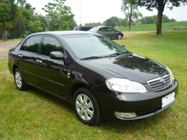 TOYOTA COROLLA 1.8 XEI 16V FLEX 4P AUTOMÁTICO 2007/2008 PREMIUM AUTOMÓVEIS ARROIO DO MEIO / Carros no Vale