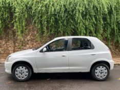 CHEVROLET CELTA LT 1.0 2014/2015 ESTAÇÃO DO CARRO ESTRELA / Carros no Vale