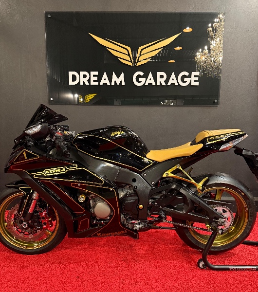 KAWASAKI ZX 10 R NINJA /2011 EXCLUSIVO VEÍCULOS SANTA CRUZ DO SUL / Carros no Vale