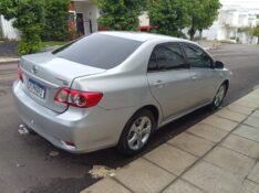 TOYOTA COROLLA 1.8 GLI 2012/2013 ALTERNATIVA VEÍCULOS LAJEADO / Carros no Vale