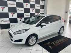 FORD FIESTA 1.5 SE HATCH 16V 2015/2015 TIAGO AUTOMÓVEIS VENÂNCIO AIRES / Carros no Vale