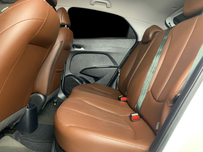 HYUNDAI HB20X 1.6 16V PREMIUM FLEX 4P AUTOMÁTICO 2017/2017 DUARTE VEÍCULOS PORTO ALEGRE / Carros no Vale HYUNDAI HB20X 1.6 16V PREMIUM FLEX 4P AUTOMÁTICO 2017/2017 DUARTE VEÍCULOS PORTO ALEGRE / Carros no Vale